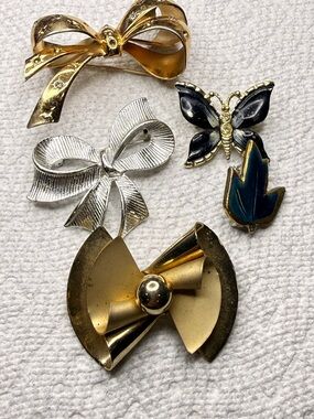 Gold and Silver Bow & Butterfly Jewelry Pin Set - Unbranded